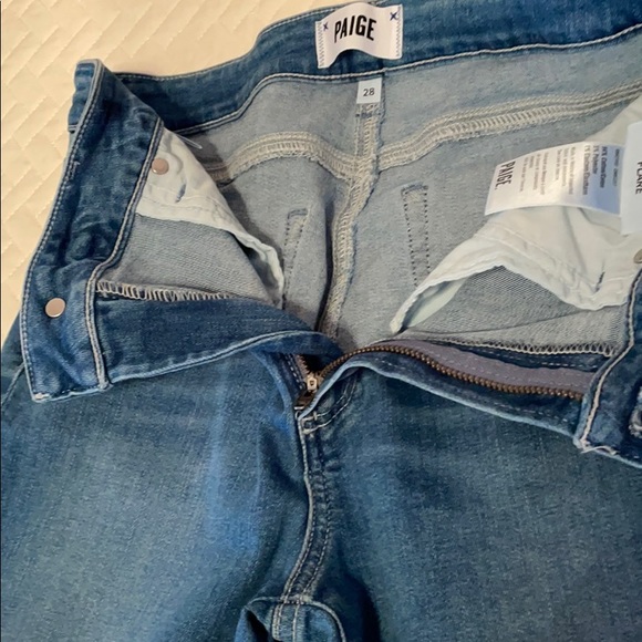 PAIGE Jeans Crop Flare - Picture 4 of 10